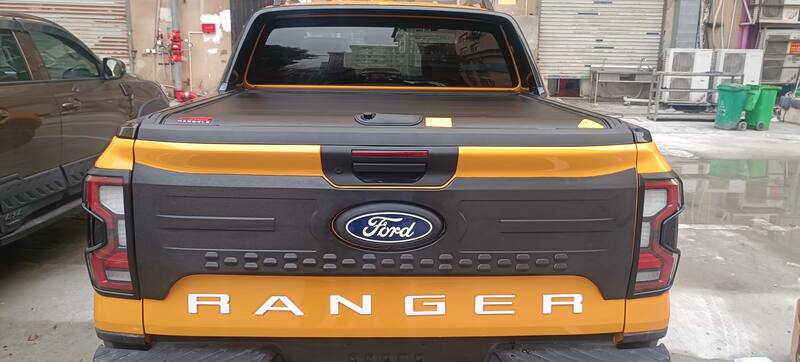 Weather-Tight Manual Roll-Up Cover for FORD RANGER 2022+ steelmates