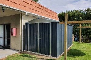 Moving shed door to the end Steelmates