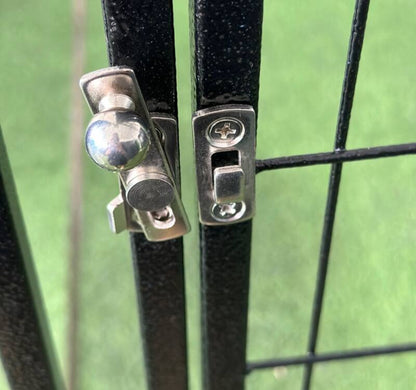 Dog Run Enclosure Animal Hutch Metal with Roof Cover 1.9x3.1x1.86M