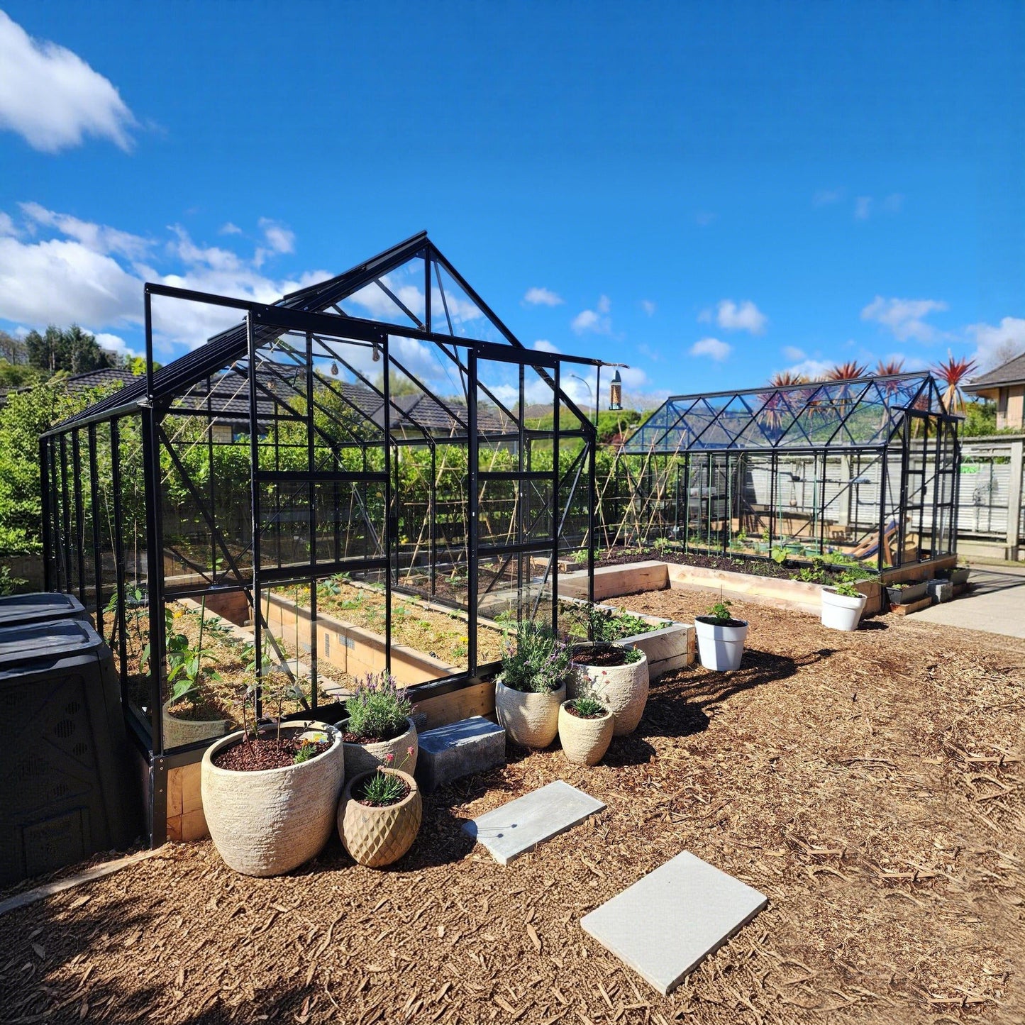 Glasshouse 4mm toughened glass 2570 x 3830 x 2320mm  steelmates