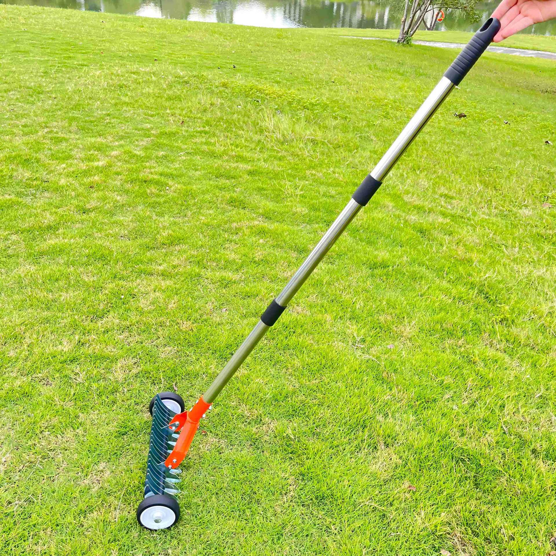 Rolling Lawn Dethatcher Rake with Wheels  Steelmates