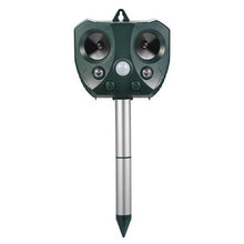 Solar Ultrasonic Animal Repeller with PIR Sensor & Flashing LED Lights  Steelmates