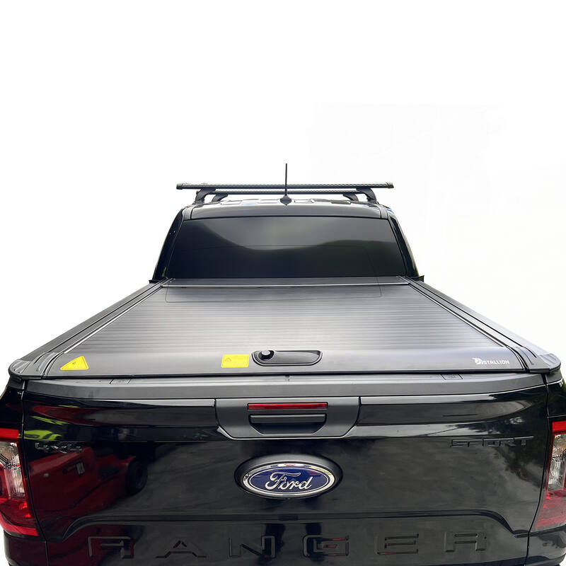 Weather-Tight Manual Roll-Up Cover for Toyota Hilux 2018+