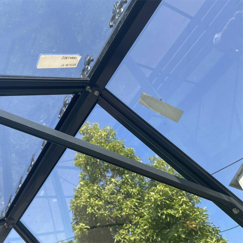 Glasshouse 4mm toughened glass 3000 x 3040 x 2600mm
