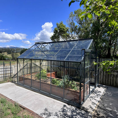 Glasshouse 4mm toughened glass 3000 x 3040 x 2600mm