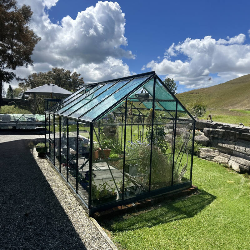 Glasshouse 4mm toughened glass 3000 x 3040 x 2600mm