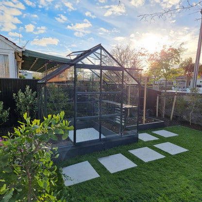 Glasshouse 4mm toughened glass 2440 x 1850 x 2340mm