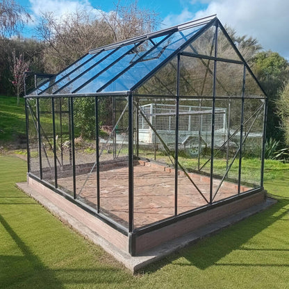 Glasshouse 4mm toughened glass 2570 x 3830 x 2320mm  steelmates